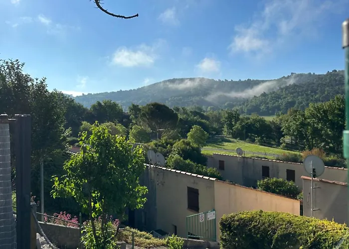 בית נופש Mazet Du Soleil Saint-Martin-de-Brômes