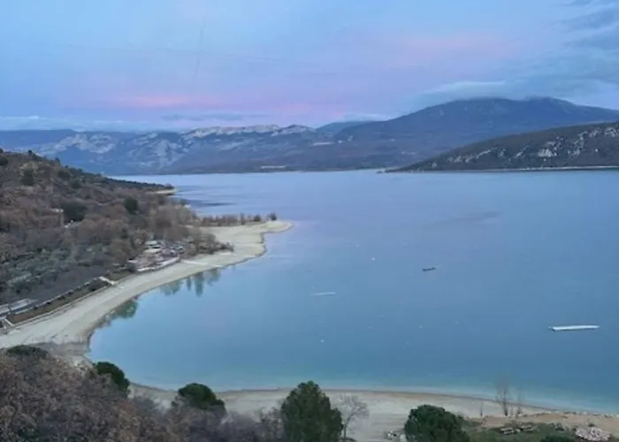 Mazet Du Soleil Hébergement de vacances *