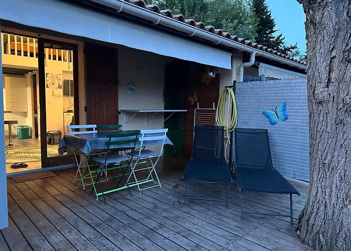 Mazet Du Soleil Hébergement de vacances *